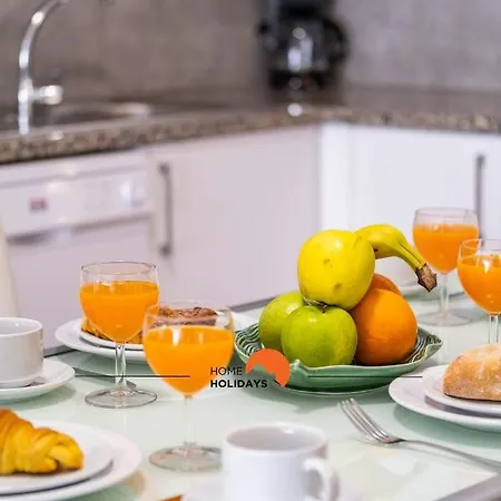 #099 T1 Calicos By Holidays * Albufeira