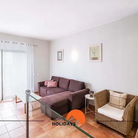 #099 T1 Calicos By Holidays * Albufeira